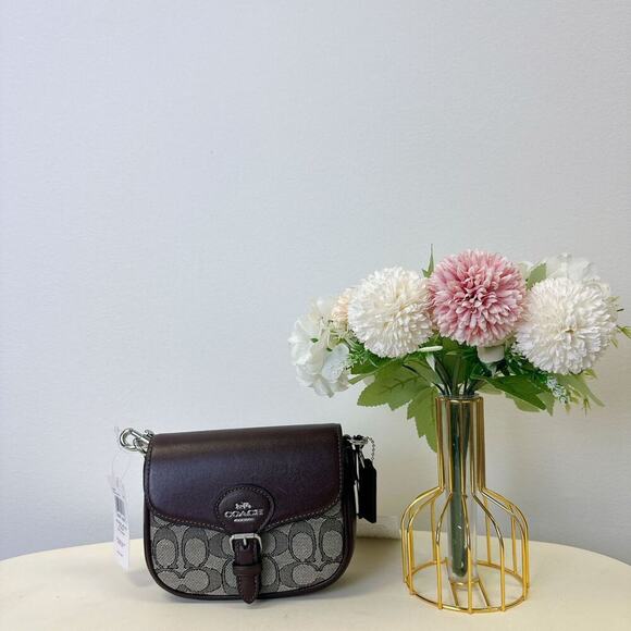 Coach CU982 Amelia Saddle Bag In Signature Jacquard IN OAK MAPLE - Picture 2 of 7